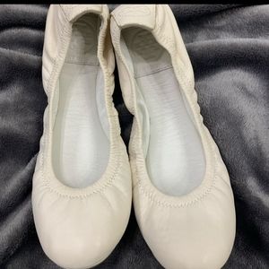 NWOT White Leather TORY Burch Ballet Flat
